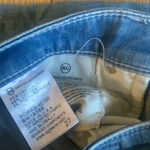 AG mid rise Stevie capri jeans size 27 - light wash - Picture 5 of 8